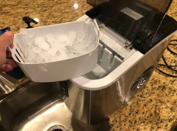 How to Clean a Portable Ice Maker4